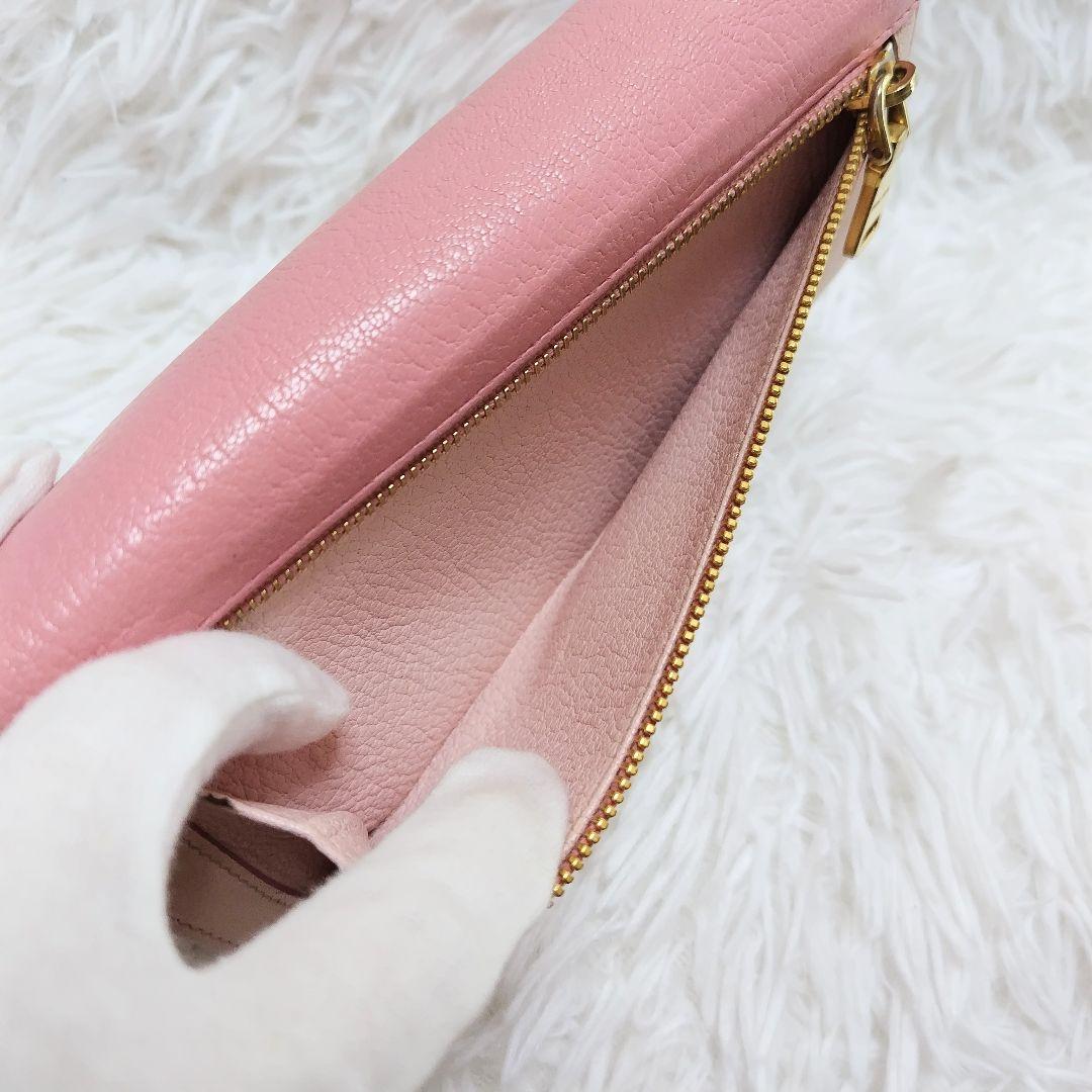 美品✨ミュウミュウ◇バイカラーフラップ長財布　りぼんマドラスレザーピンクベージュ