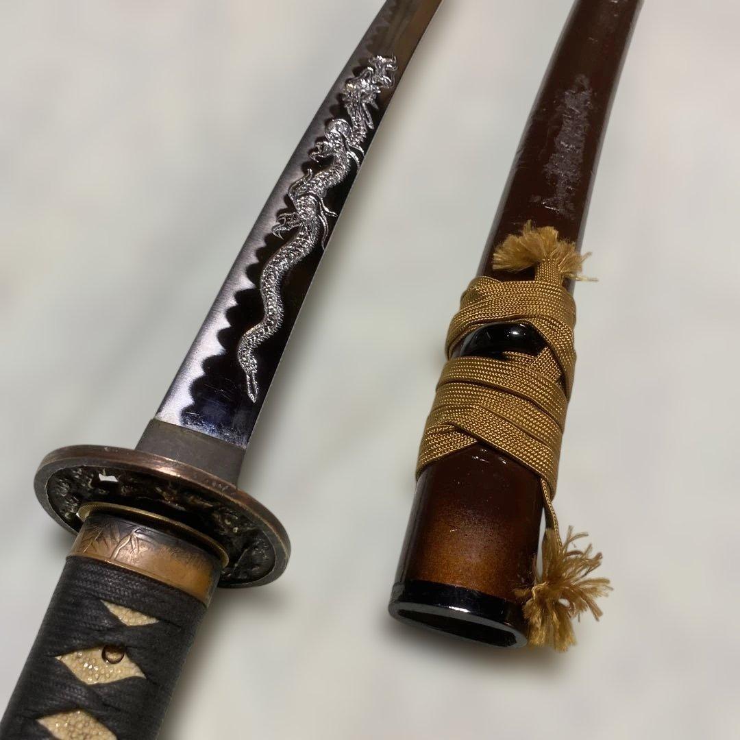 模造刀 濃緑柄 角松透し楕円鍔 茶鞘