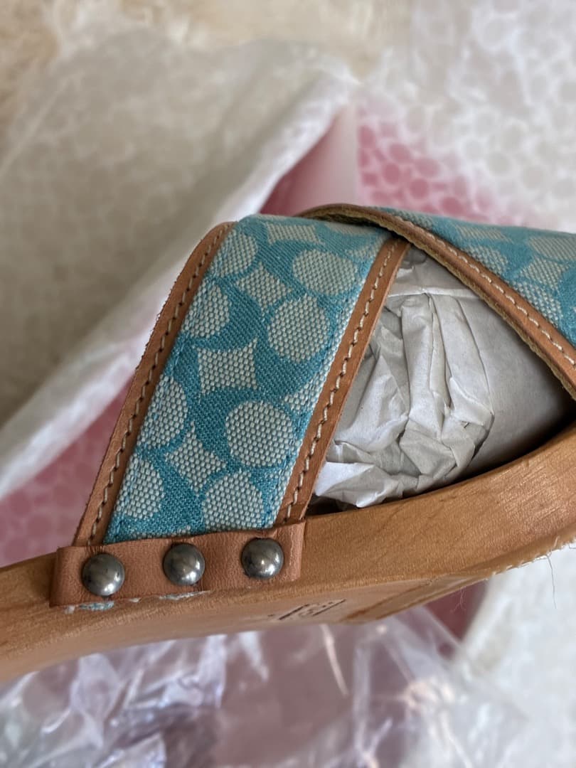 稀少　未使用品　ヴィンテージ　コーチシャロンブルー＆ブラウンレザー木製下駄