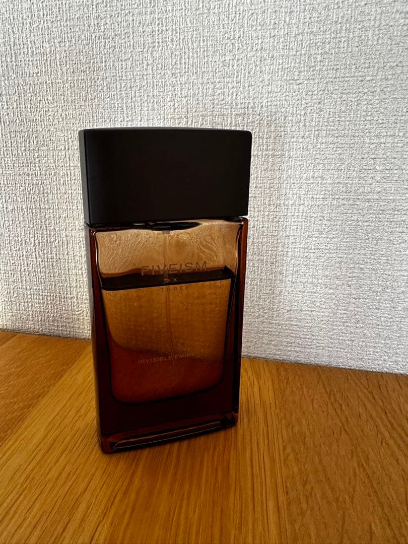 FIVEISM x THREE インビジブルエミネンス50ml