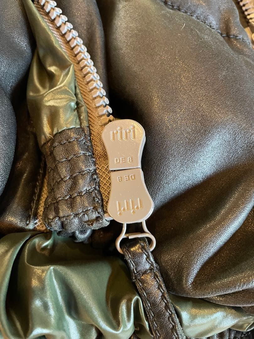 デュベティカ duvetica ダウンジャケット/サイズ46 M/黒 ブラック