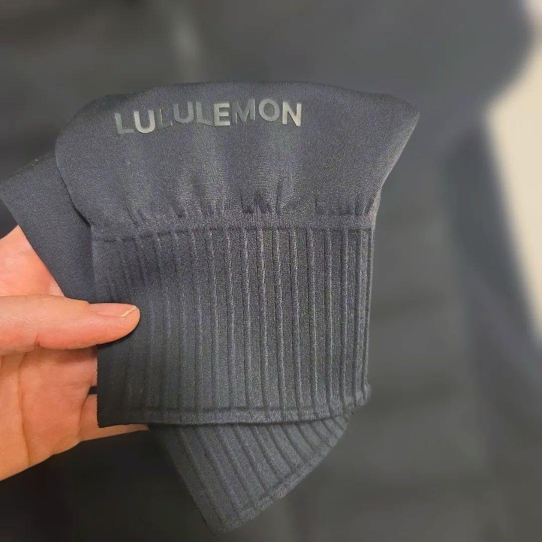 ルルレモン　Down AndAround　700ダウンフィルジャケット　4