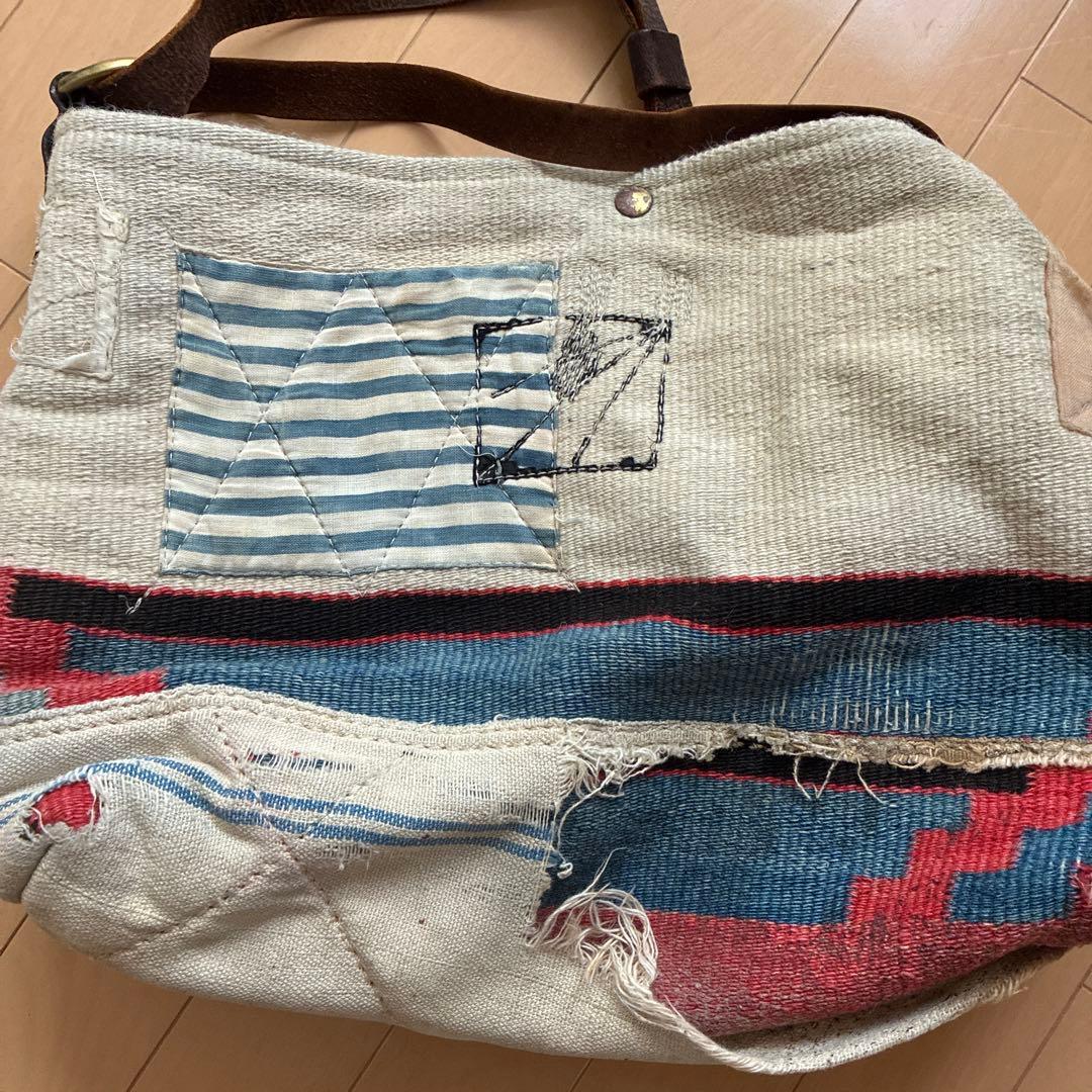 J. AUGUR キャンバスショルダーバッグ