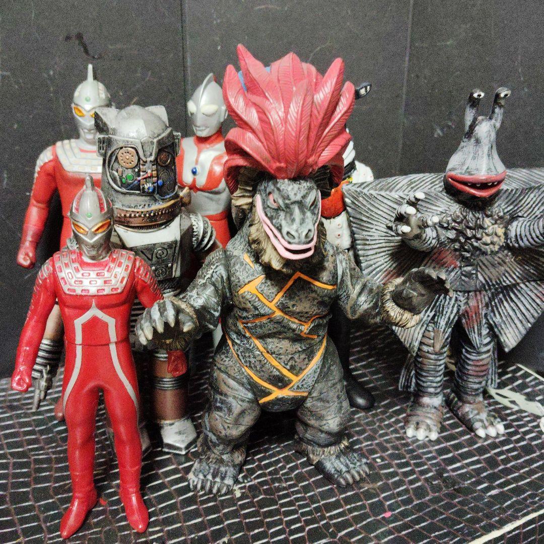 さくらウルトラ怪獣旧型絶版ソフビ