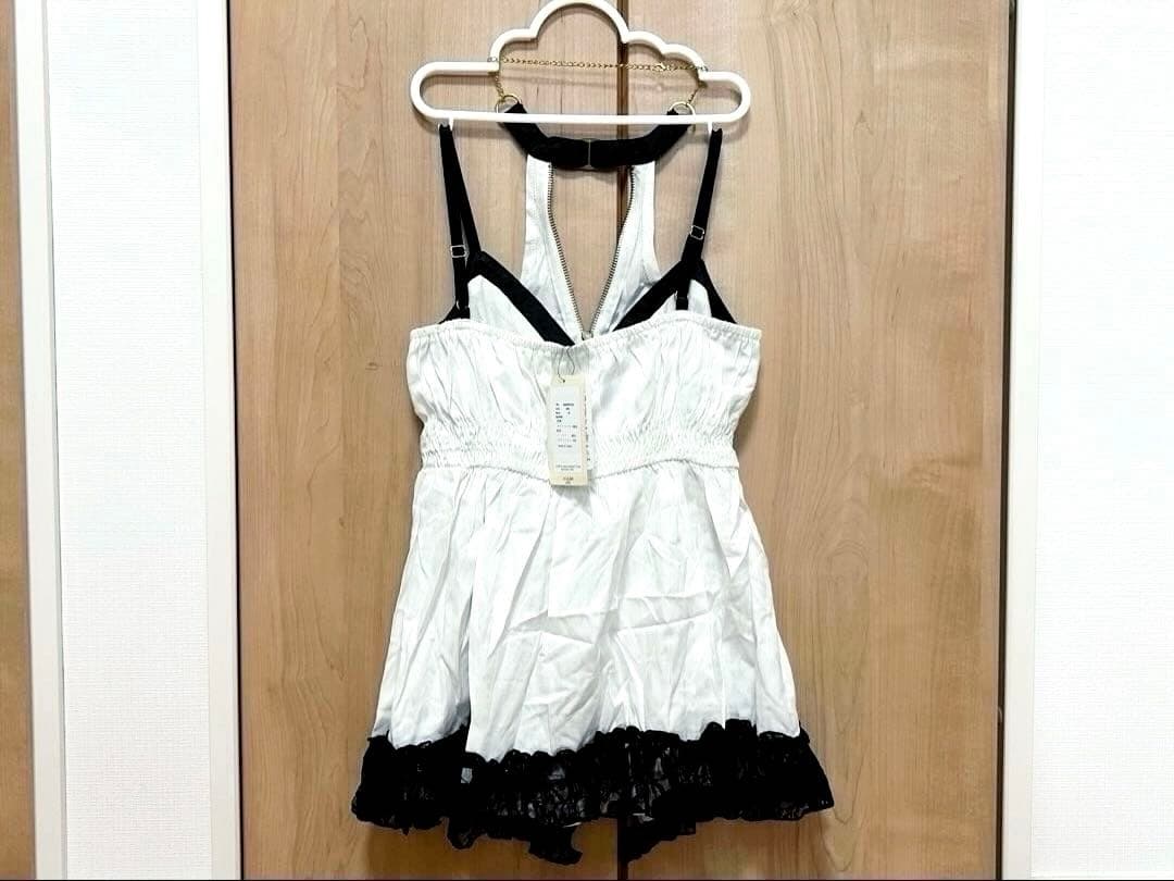 タグ付き♡GOLDS♡ハートチャーム＆ダブルジッパー♡チョーカー付きトップス♡白
