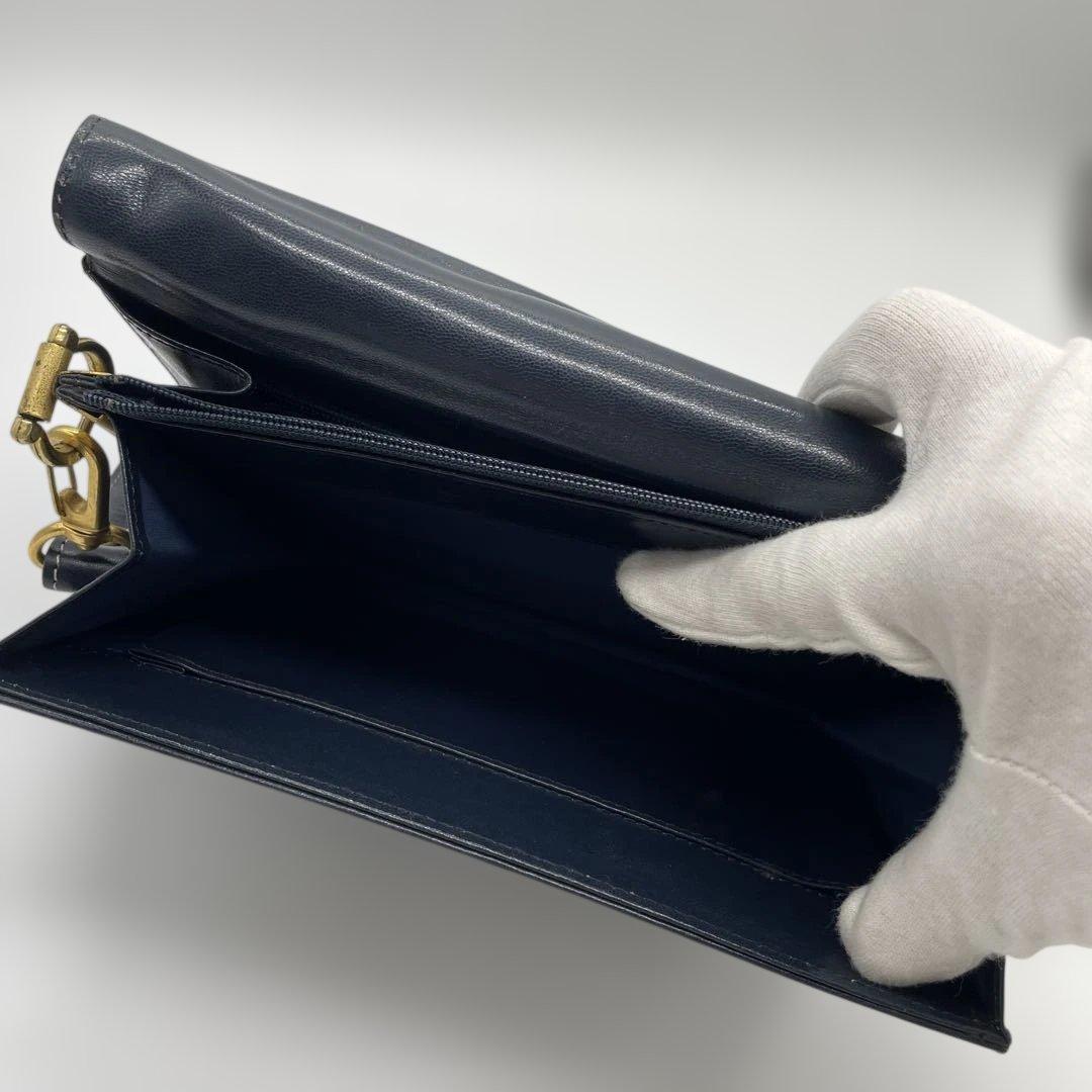 GUCCI「アクセサリーコレクション」レザーショルダーバッグ