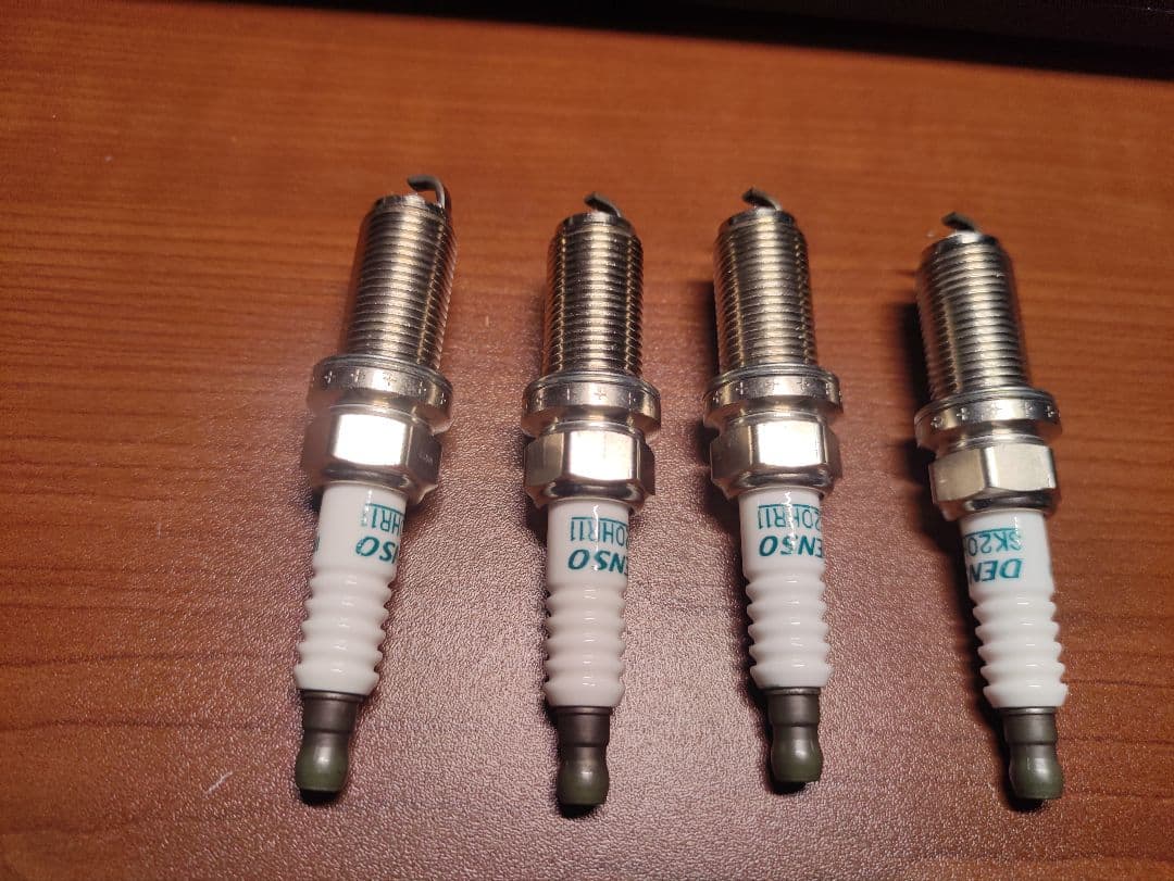 DENSO SK20HR11 イリジウムスパークプラグ 4本セット