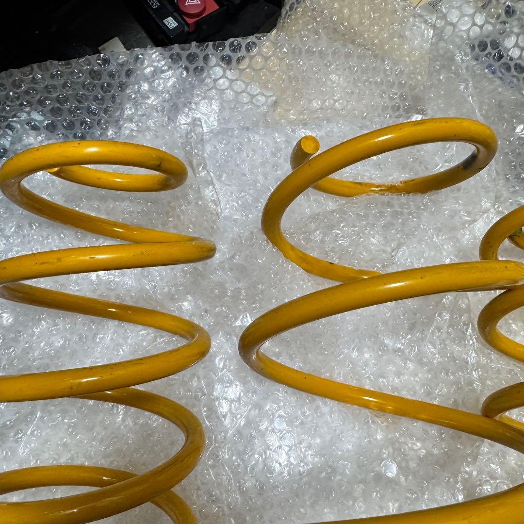 送料込 プリウス30 後期 モデリスタ ダウンサス 1台分