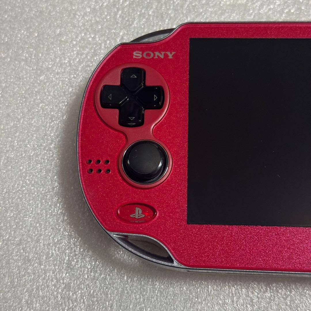 PlayStation Vita本体 PCH-1000 コズミック・レッド