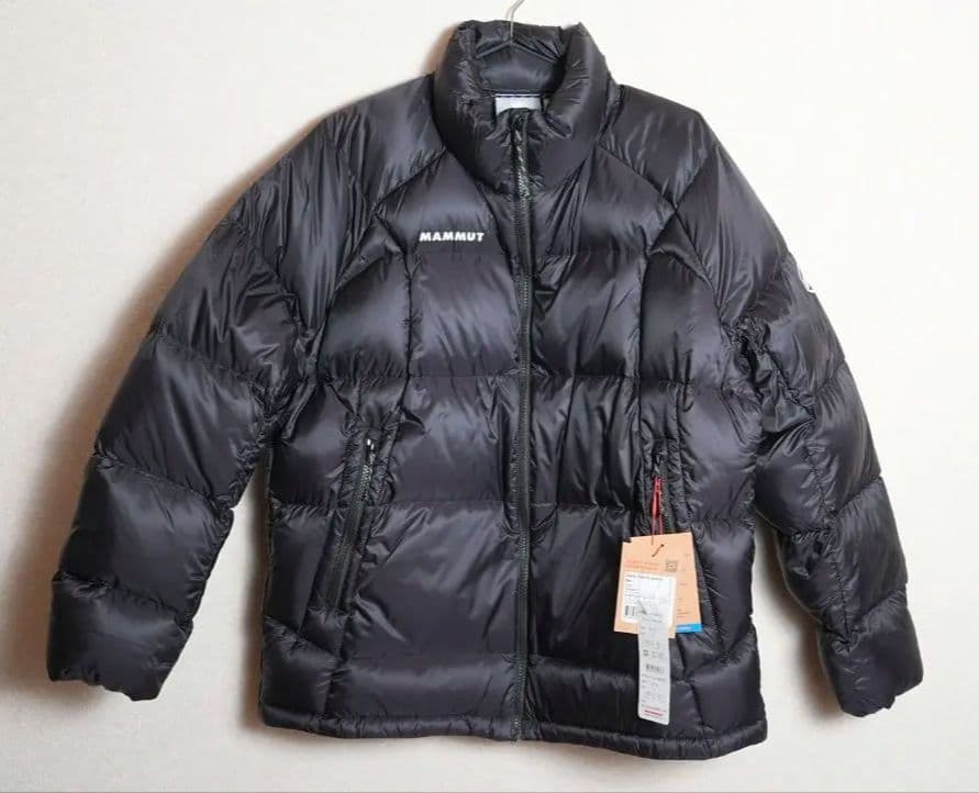 未使用　MAMMUT　マムート　ダウンジャケット　M