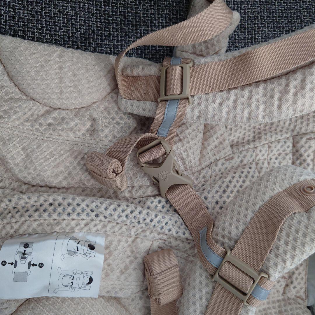 数回使用のみ エルゴベビー オムニブリーズ サンドベージュ