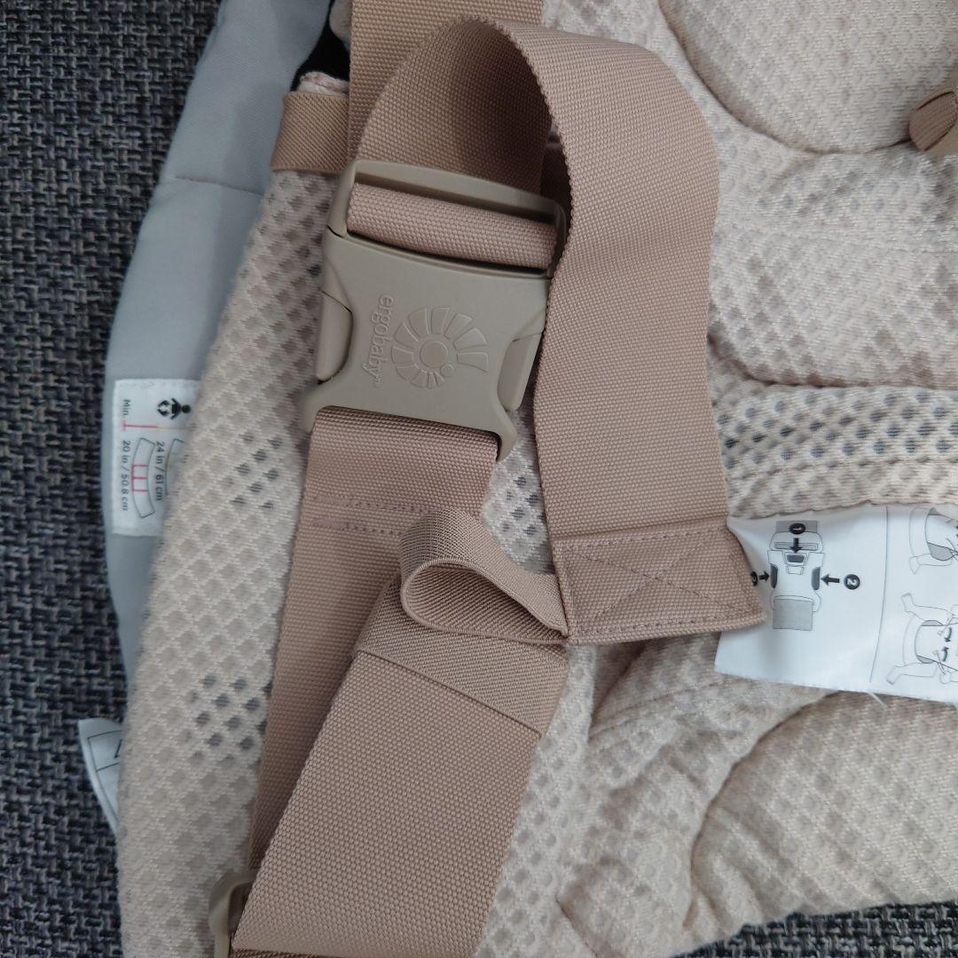 数回使用のみ エルゴベビー オムニブリーズ サンドベージュ