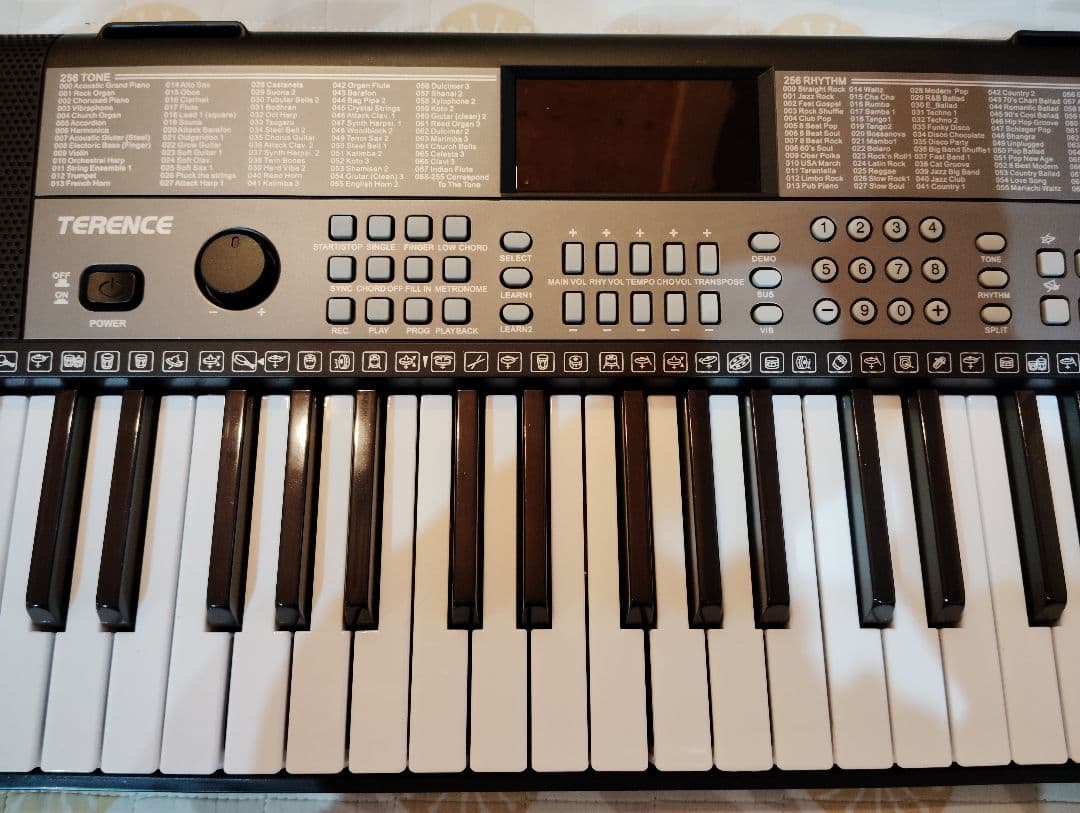 電子ピアノ 61鍵盤 237音色 キーボード 25デモ曲内蔵 卓上ピアノ　黒