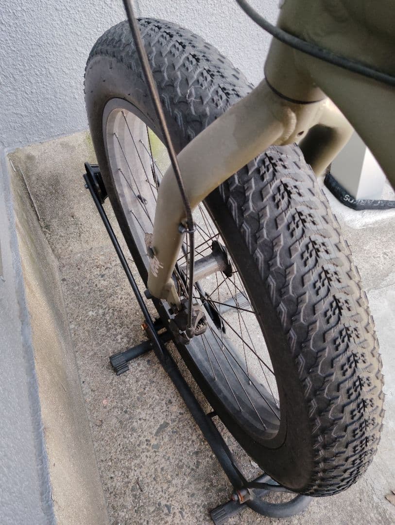 Jeep ファットバイク オリーブグリーン　26インチ