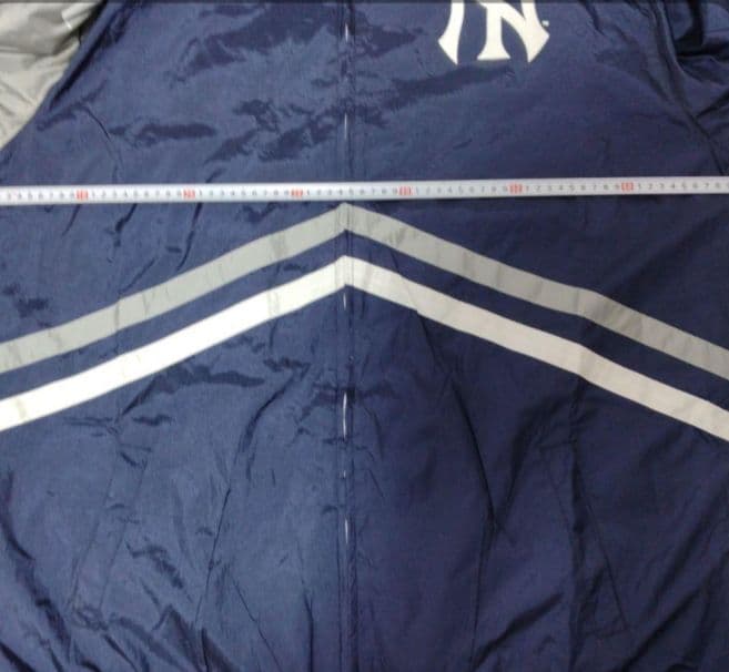 半額セール！MLB UNDENIA WINDBREAKER（ＮＹヤンキース３XL