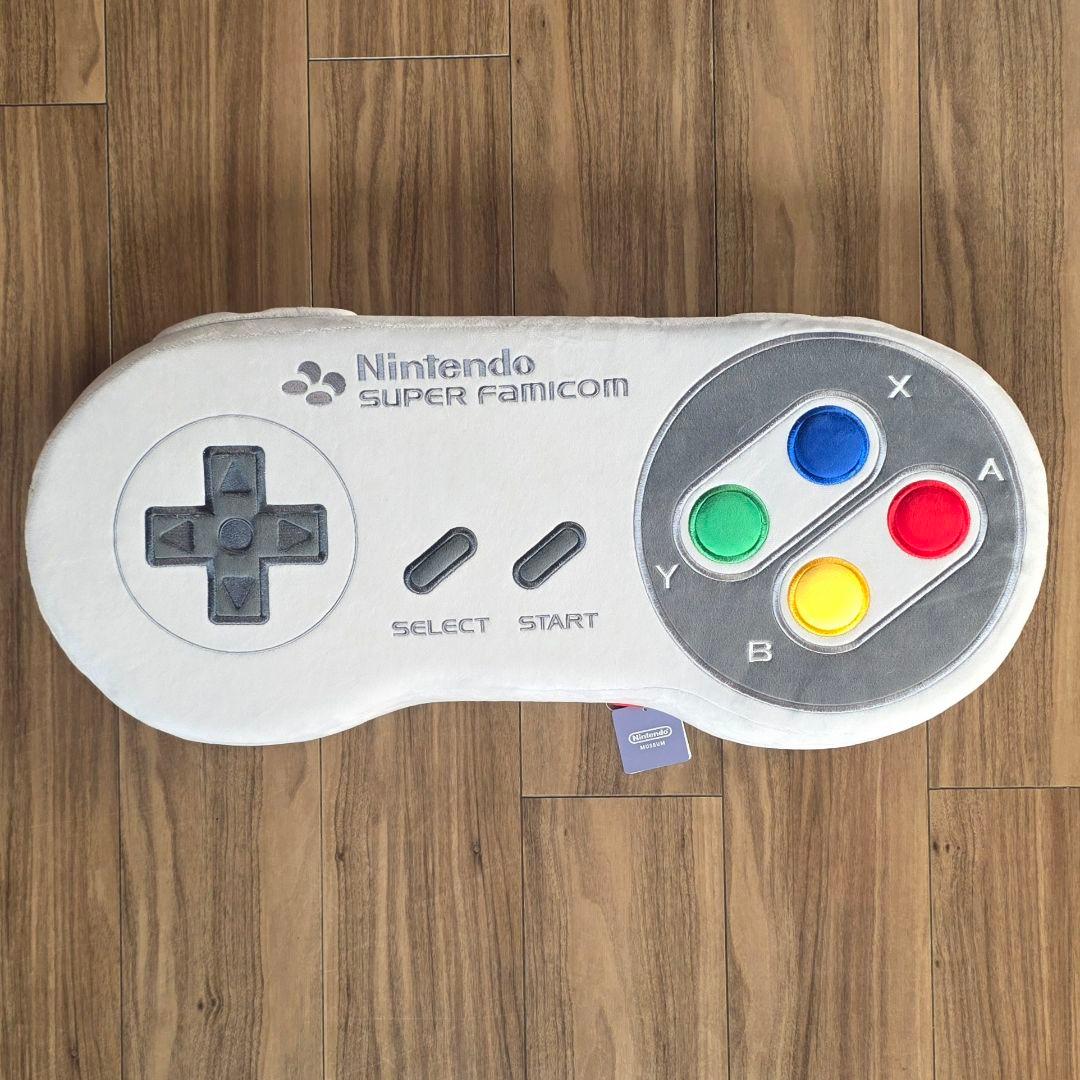 【新品】ニンテンドーミュージアム スーパーファミコン クッション タグ付き