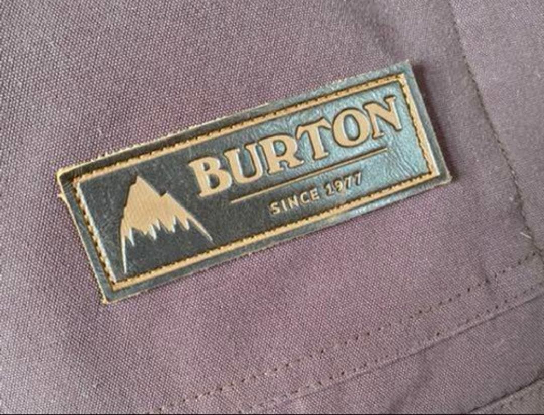 週末値下げ！美品！BURTON スノーボードジャケット Sサイズ