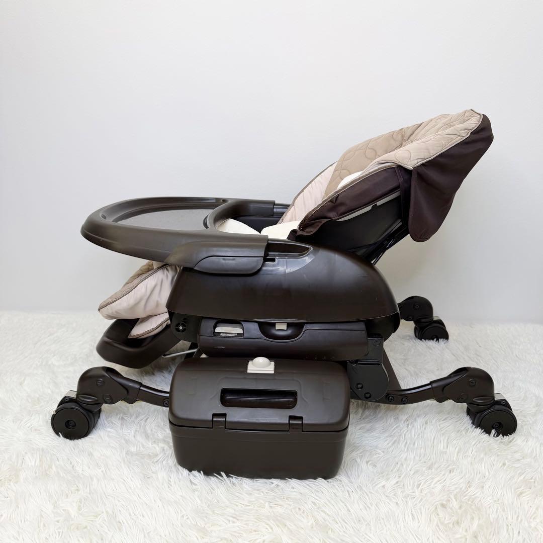 美品 Combi CWL ネムリラ AT ホワイトレーベル 電動 ハイローチェア