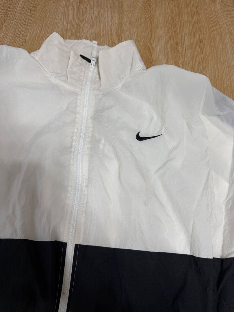 Nike ナイロンジャケット XXL ホワイト/レッド/ブラック　セットアップ