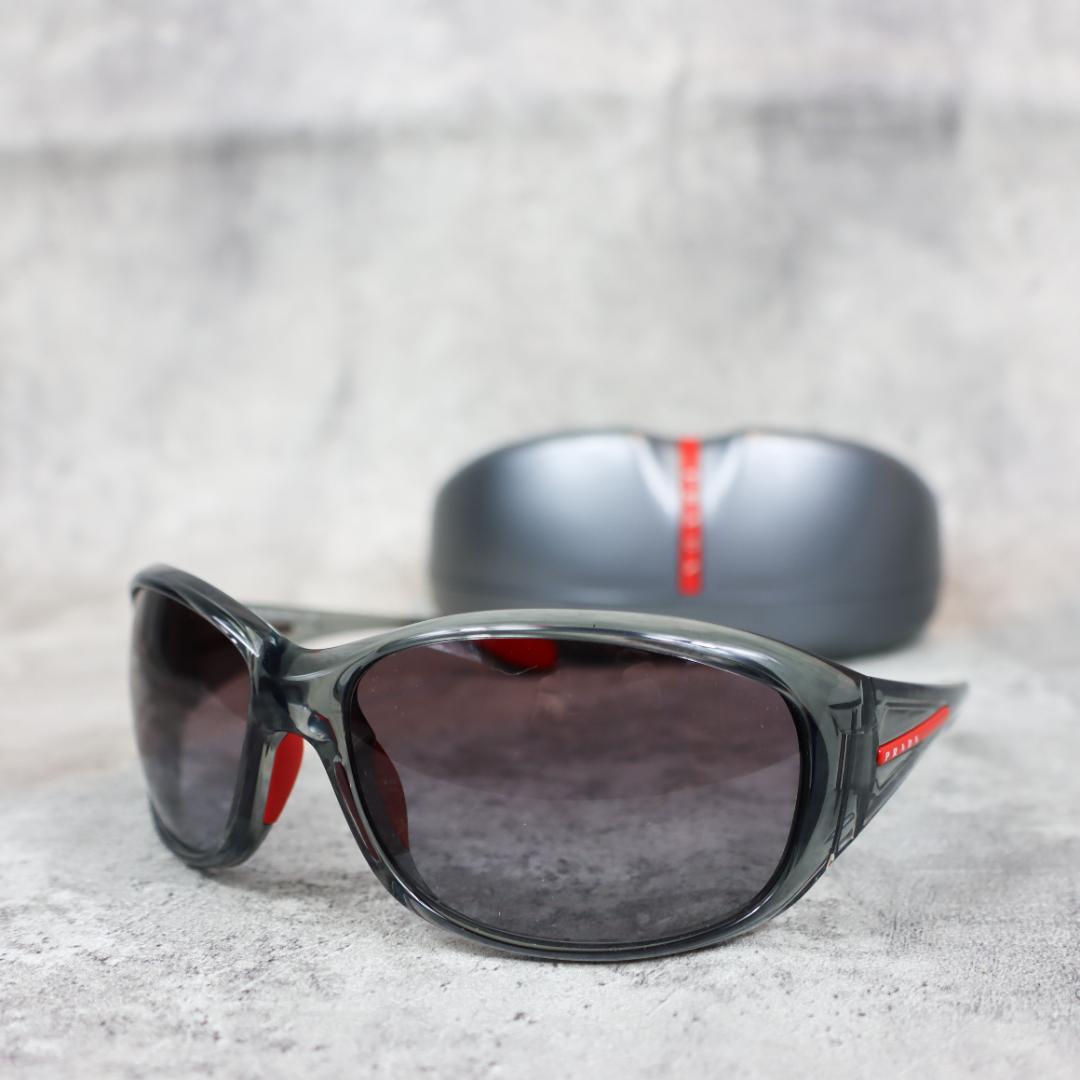 PRADA SPORT プラダスポーツ サングラス グレー×レッド ケース付き