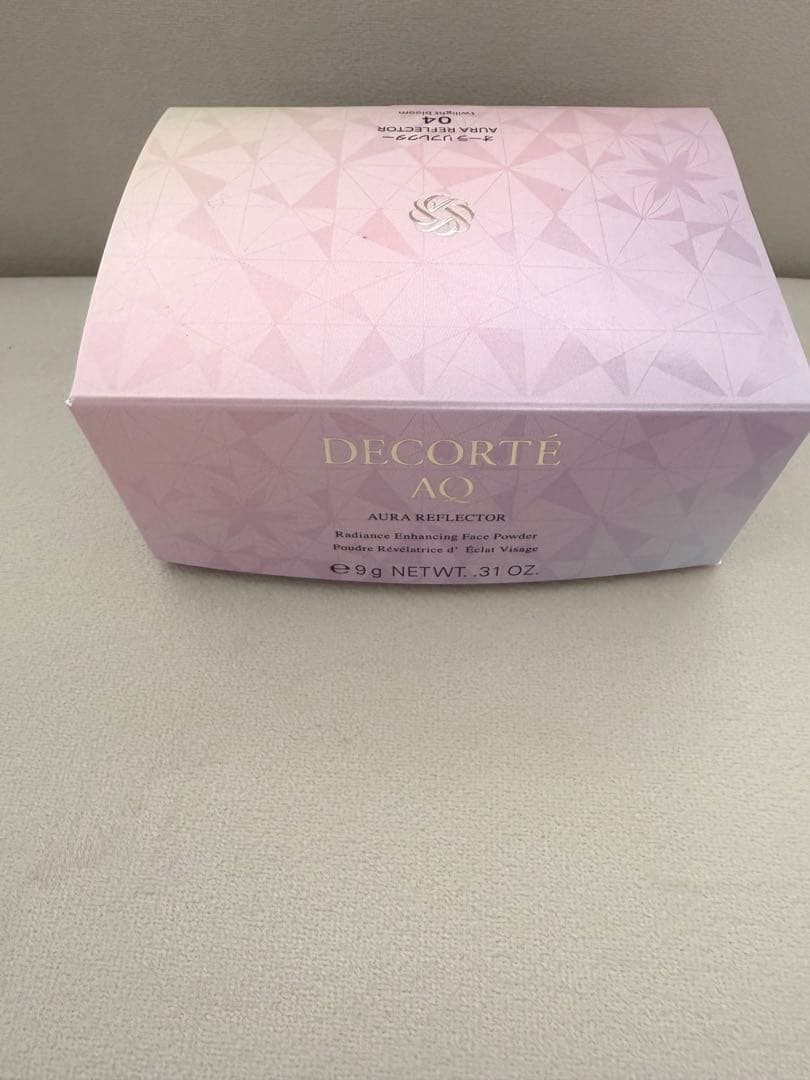コスメデコルテ　オーラリフレクター04 +フローレススキングロウライザー＋α