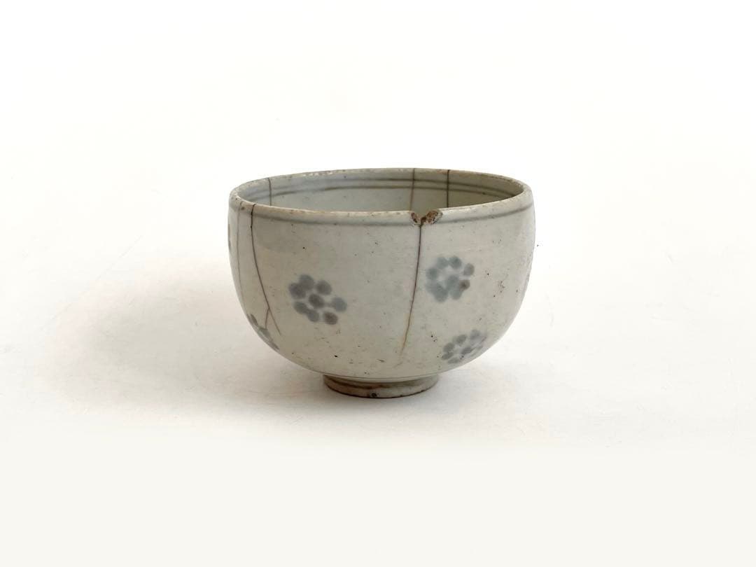 骨董　アンティーク　古伊万里　こんにゃく印判　花文様　小碗　カップ　金継ぎ用
