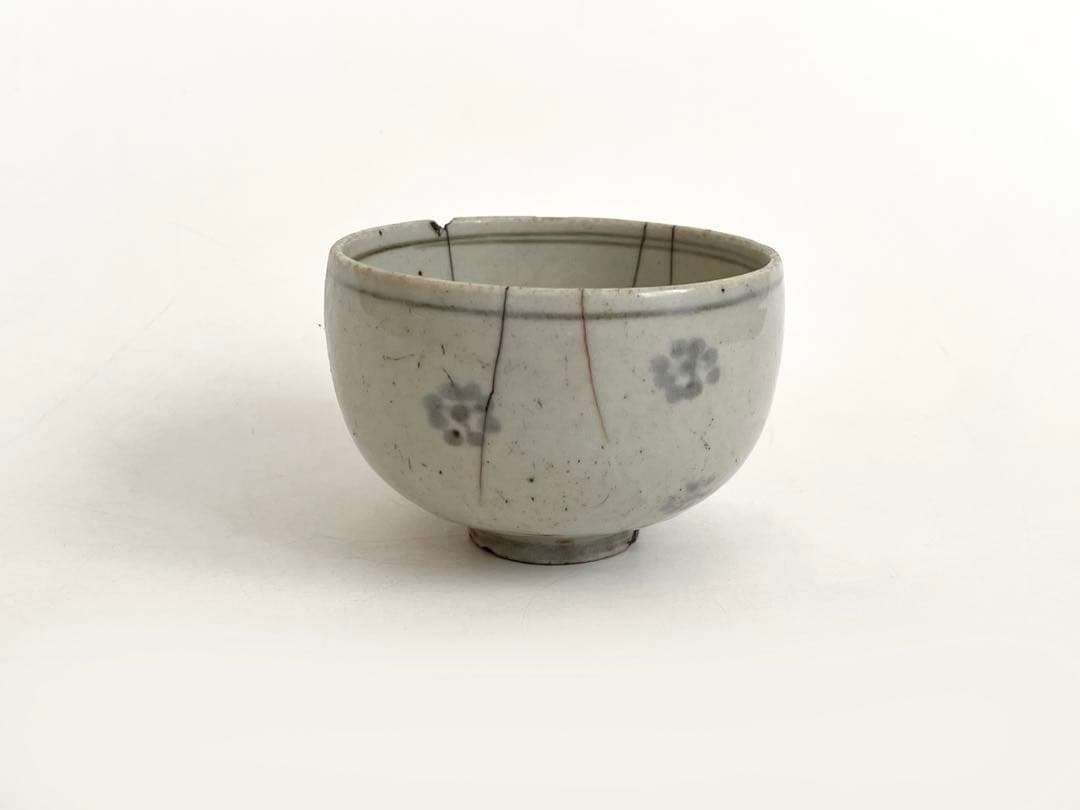 骨董　アンティーク　古伊万里　こんにゃく印判　花文様　小碗　カップ　金継ぎ用
