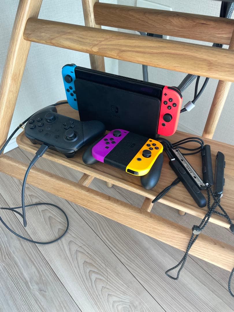 Nintendo Switch 本体 + コントローラーセット