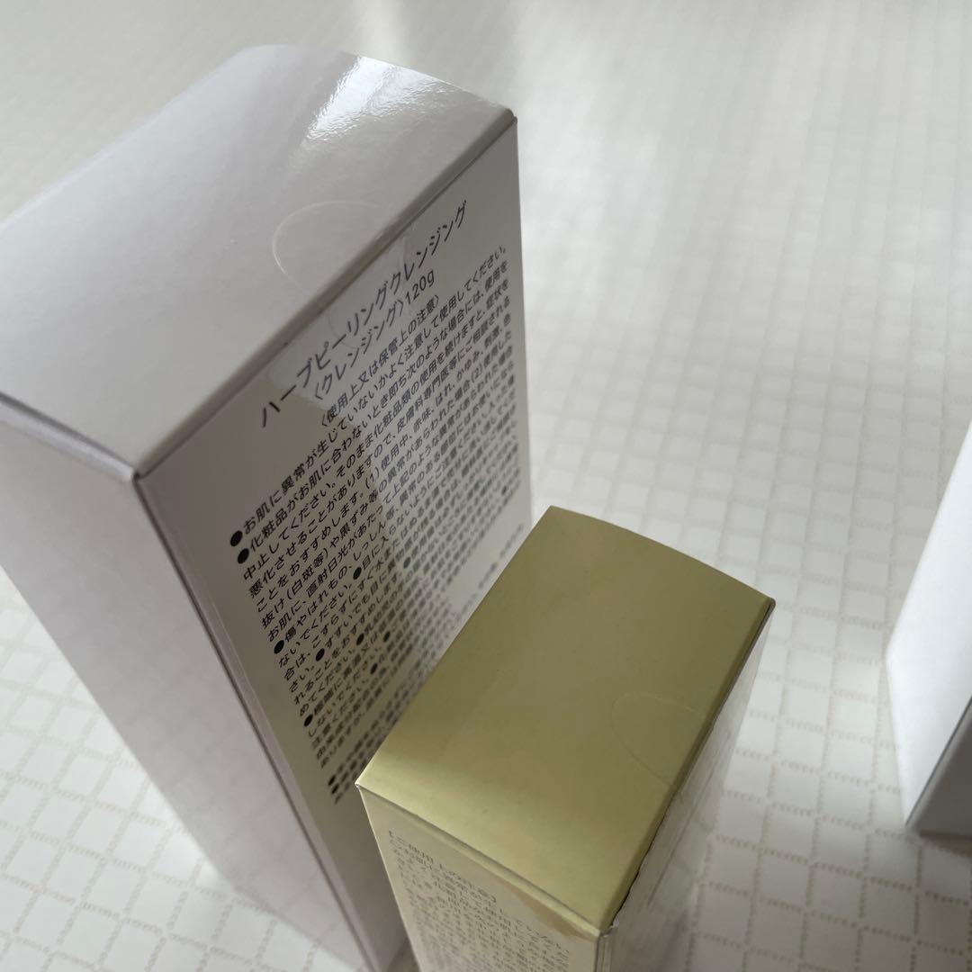 クレンジング・メイク落とし ESTH