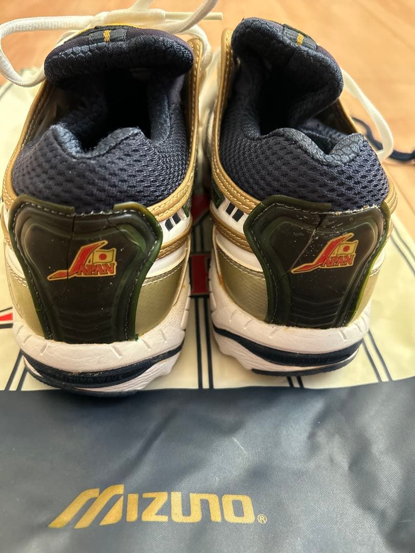 激レア！長嶋茂雄モデル　トレーニングシューズ　野球