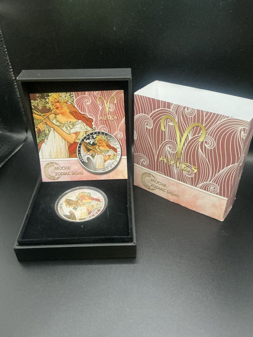 ミュシャ × 黄道十二宮 ― 牡羊座、Aries　銀メッキ付き白銅貨