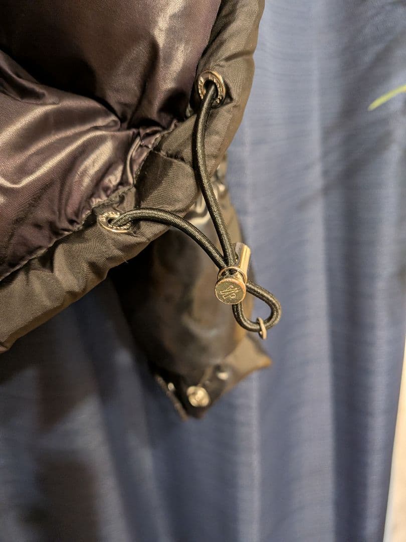 MONCLER ダウンジャケット2サイズ