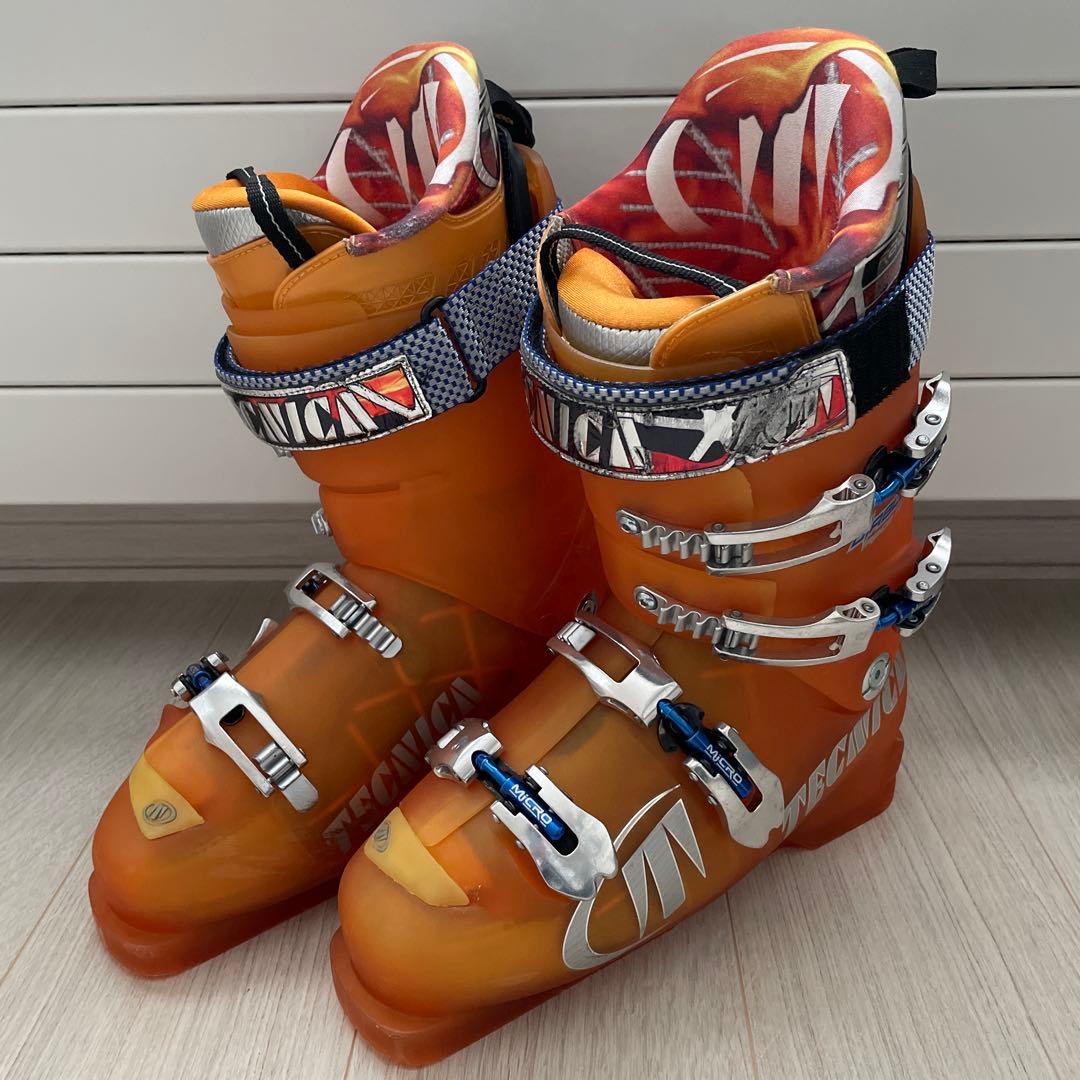 Tecnicaスキーブーツ