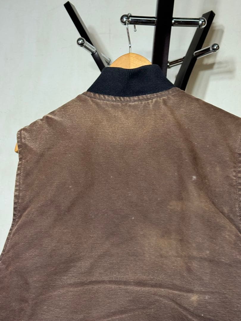 USA製 Carhartt V02 DKB ダウンベスト