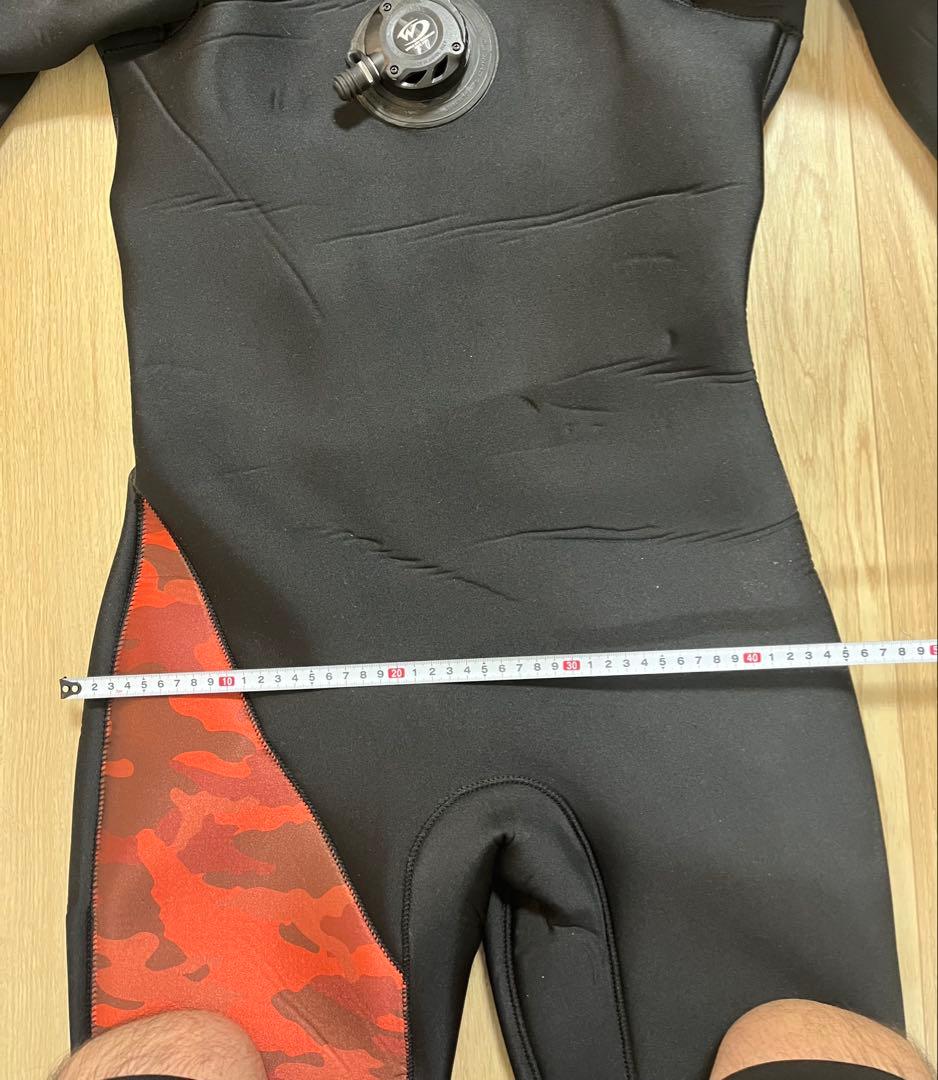 WorldDive ワールドダイブ　ドライスーツ