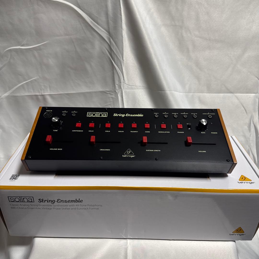鍵盤楽器 Behringer Solina String Ensemble