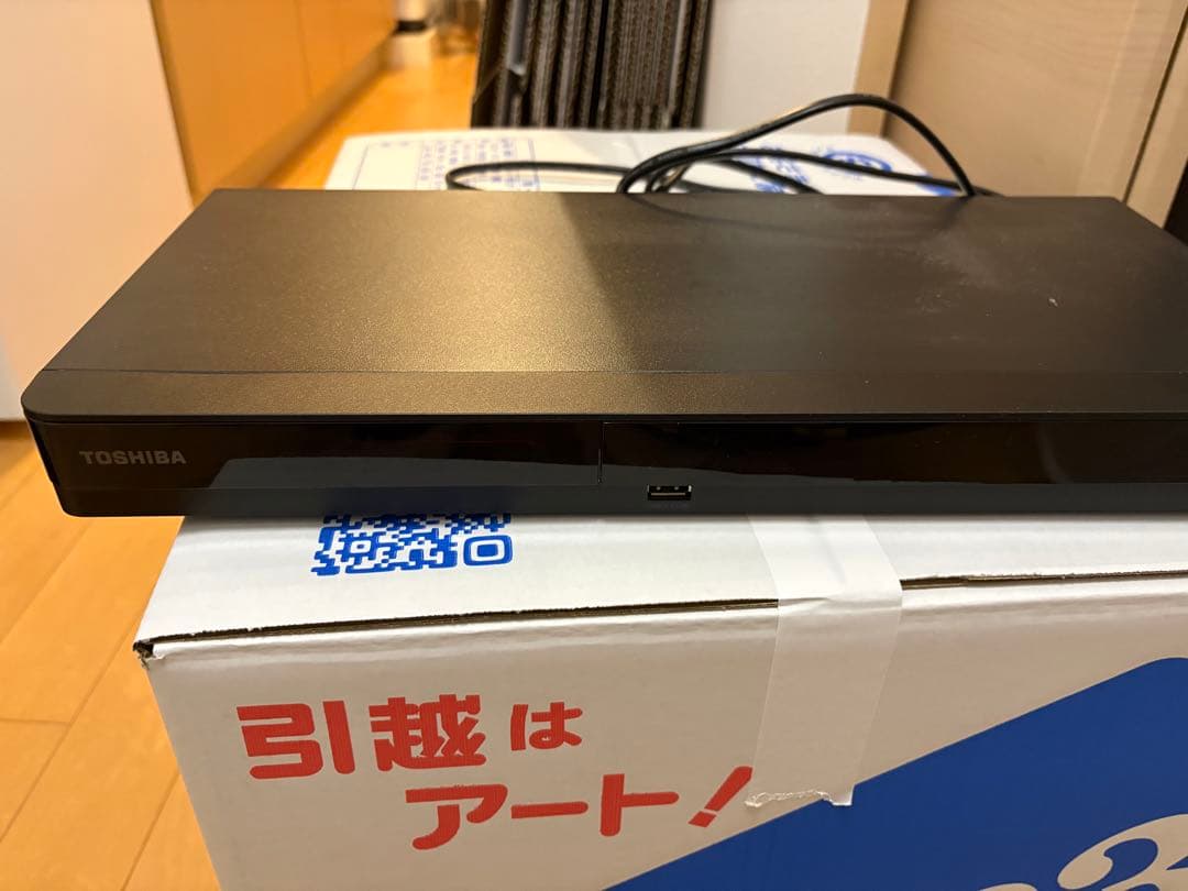 【極美品】REGZA ブルーレイ DBR-W1010 リモコン付き