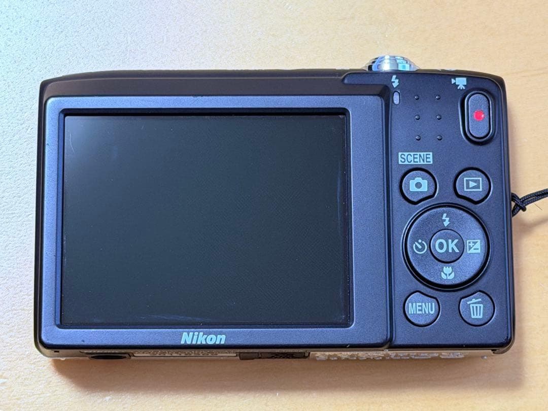 動作確認済 Nikon COOLPIX A100 コンパクトデジタルカメラ