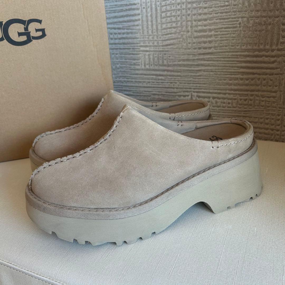 【美品】UGGアグ☆NEW HEIGHTS CLOG BEIGE 厚底 24cm