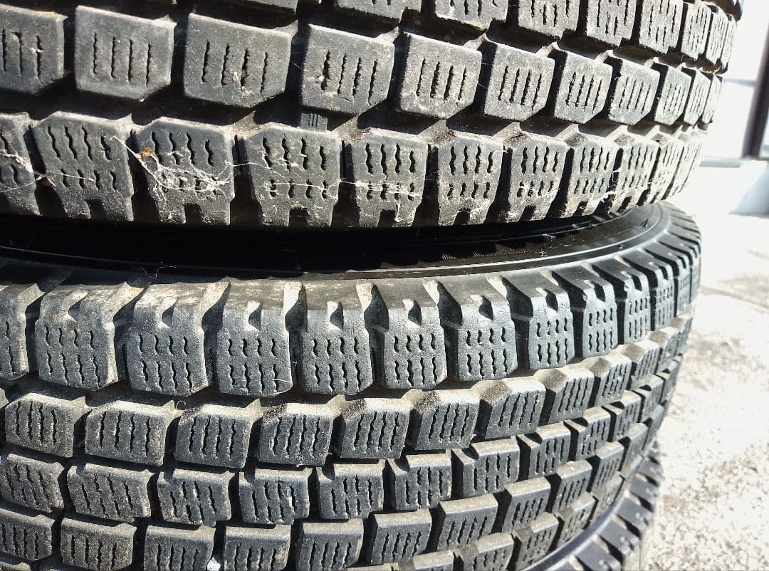 145R12 6PR LT・スタッドレスタイヤ・アルミホイール・2本のみ・2/2