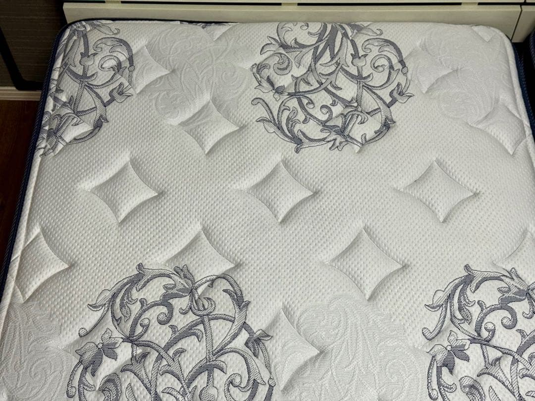 (お値引き)【中古美品】ニトリ　シングルマットレス DP-02 CR