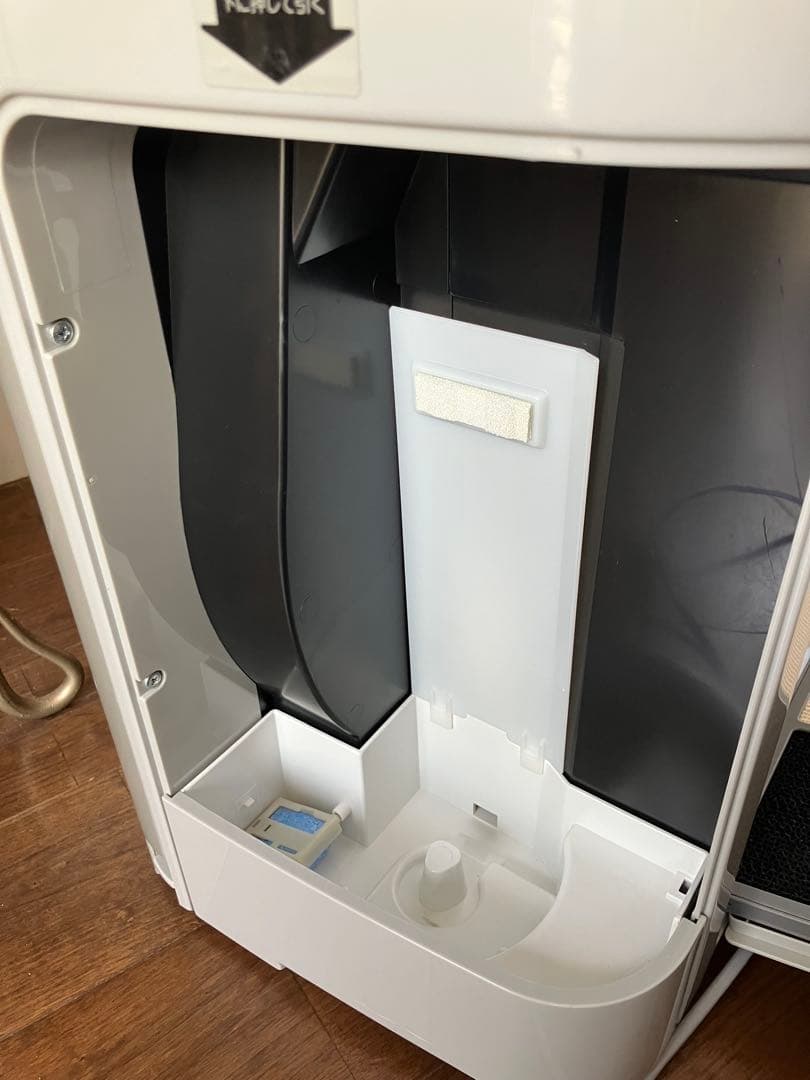 シャープ　KI-M850 プラズマクラスター加湿空気清浄機