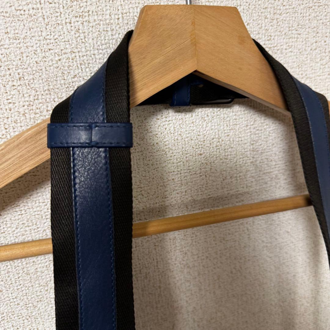 BOTTEGA VENETA イントレチャート　ショルダーバッグ