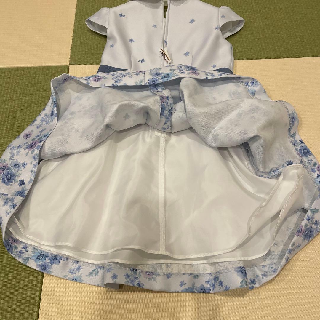 ビームスとコラボのフォーマルドレス