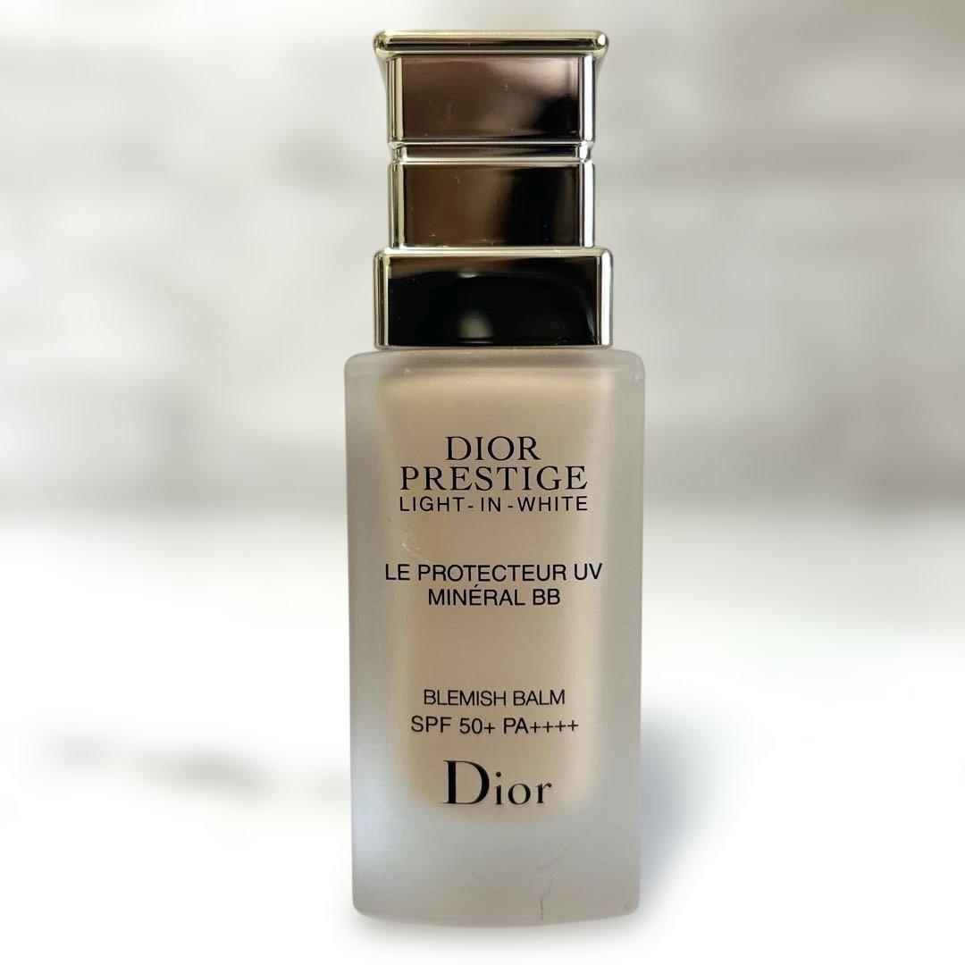 未使用　DIORプレステージ　ホワイト　ル　プロテクターUV ミネラルBB 01