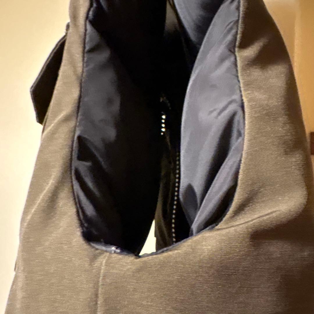   ダウンベスト　M/Mサイズ