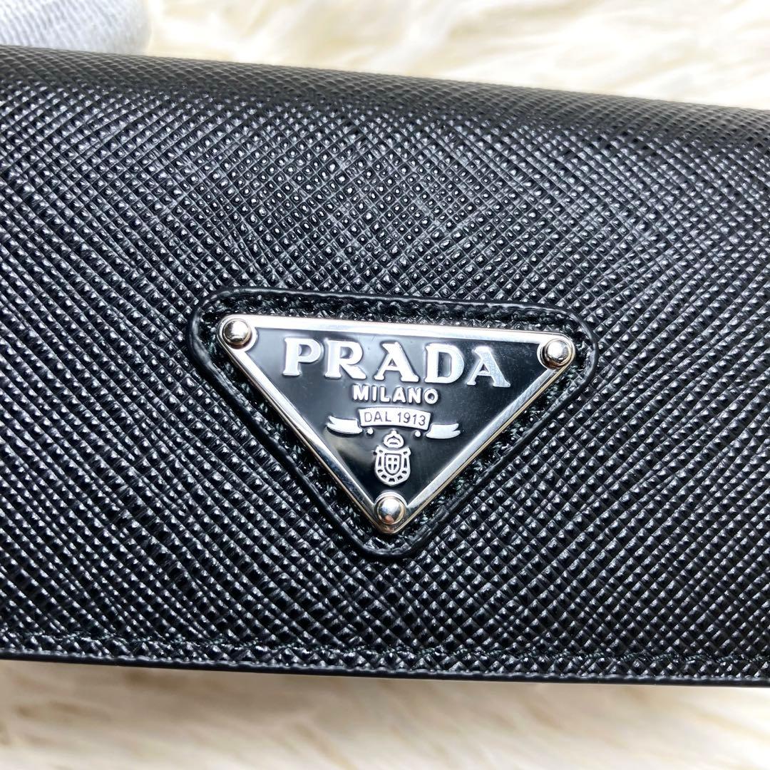 【未使用】プラダ サフィアーノ キーケース 三角プレートIC搭載