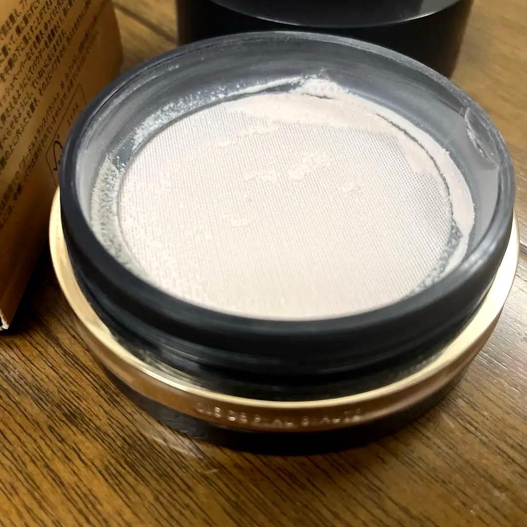 クレ・ド・ポー ボーテ プードルトランスパラントn Mライト フェイスパウダー