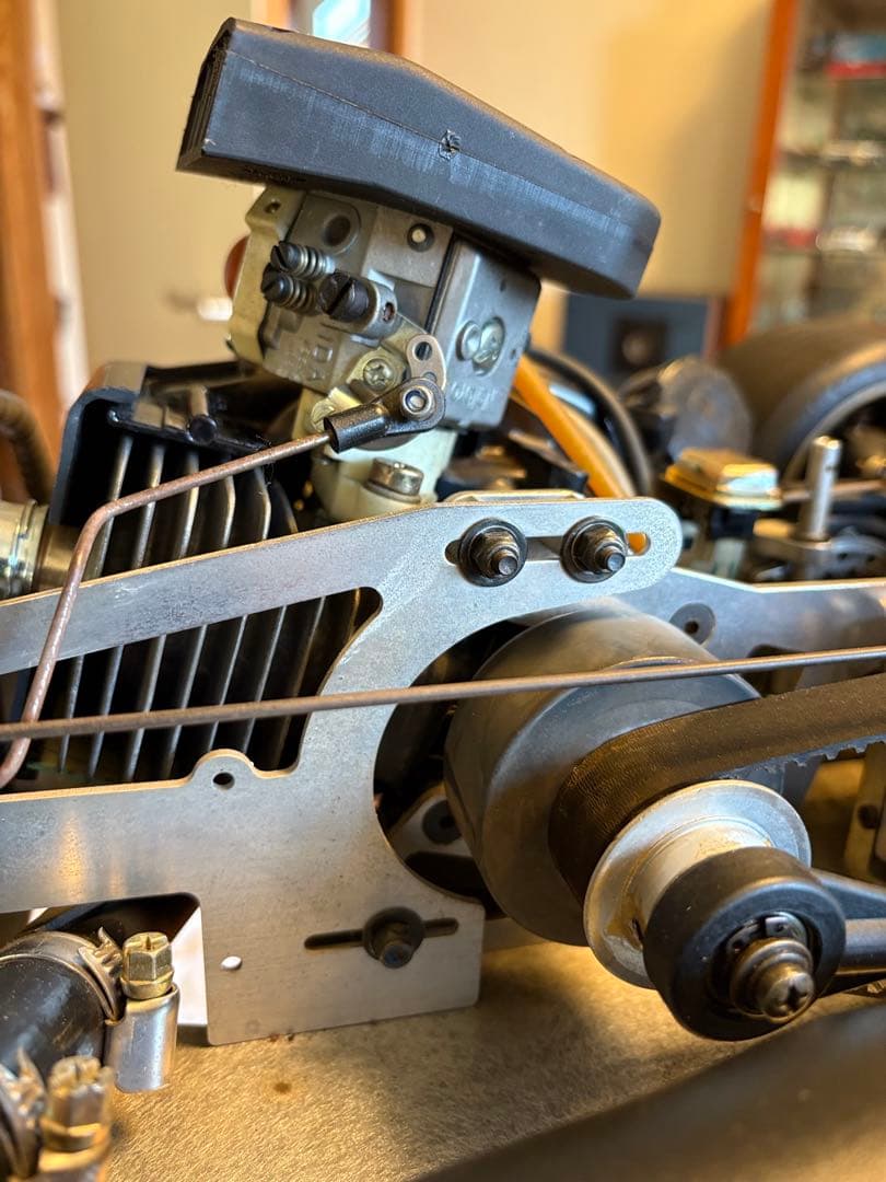 ドイツ　FG社製1/5 ガソリンエンジン　F-1 ラジコン 油圧ブレーキ