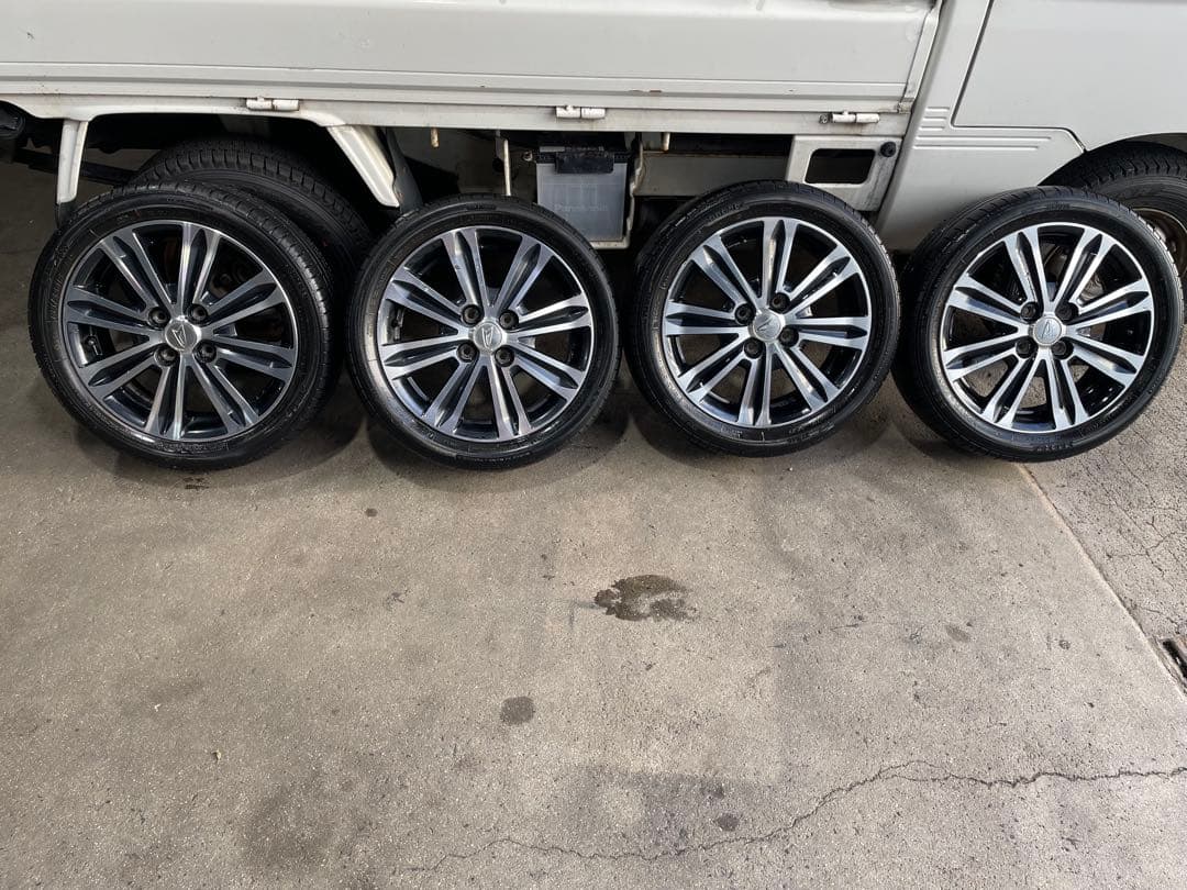 ダイハツ純正ホイール1